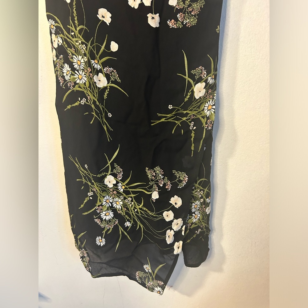 Reformation Kourtney Black Floral Dress - Picture 8 of 10